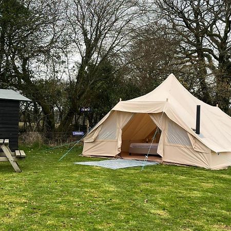 1 Glamping Tent With Kitchen & Electric On Small Family Campsite, No Bedding Supplied Narberth Exterior foto